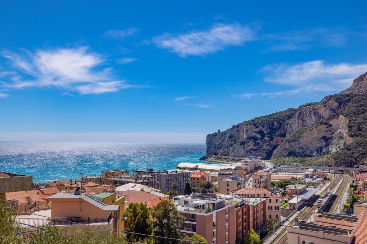 Casa Matilde - Appartamento Vista Mare - Con Posto Auto フィナーレ・リーグレ エクステリア 写真