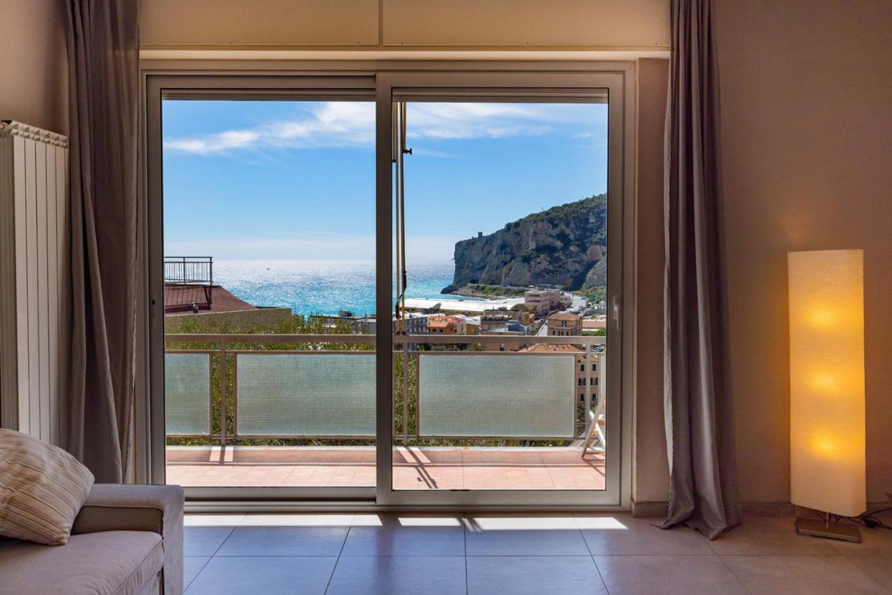 Casa Matilde - Appartamento Vista Mare - Con Posto Auto フィナーレ・リーグレ エクステリア 写真
