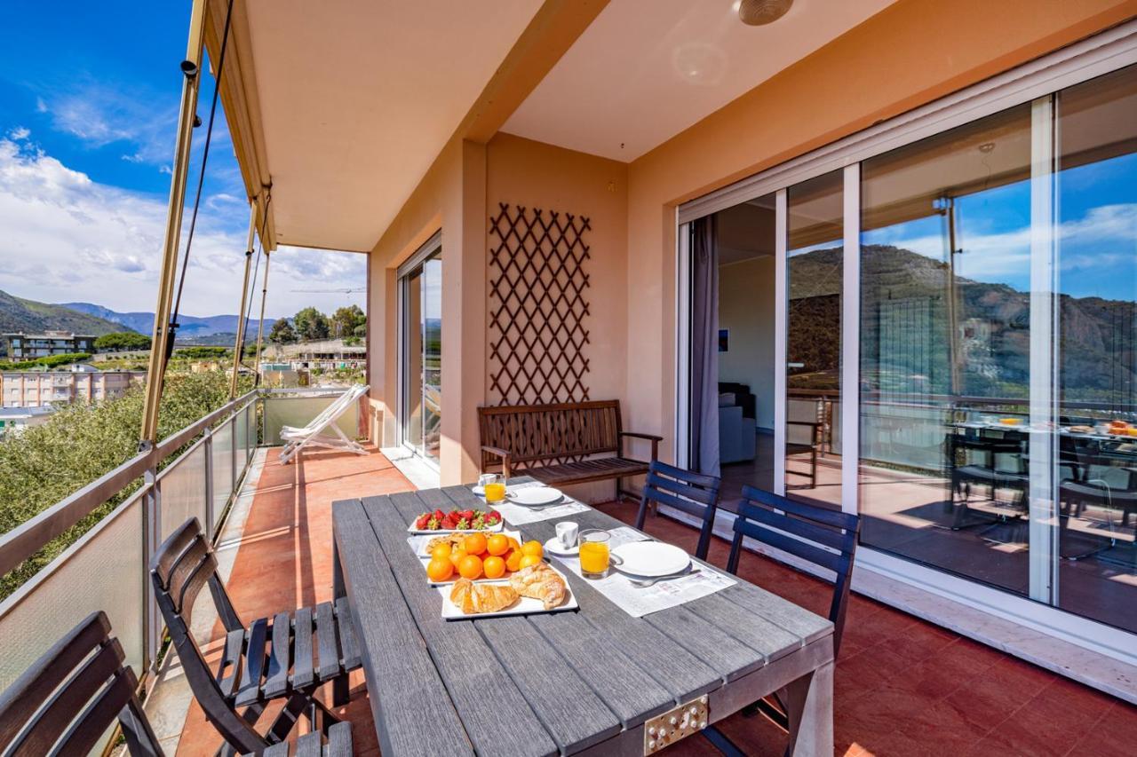 Casa Matilde - Appartamento Vista Mare - Con Posto Auto フィナーレ・リーグレ エクステリア 写真