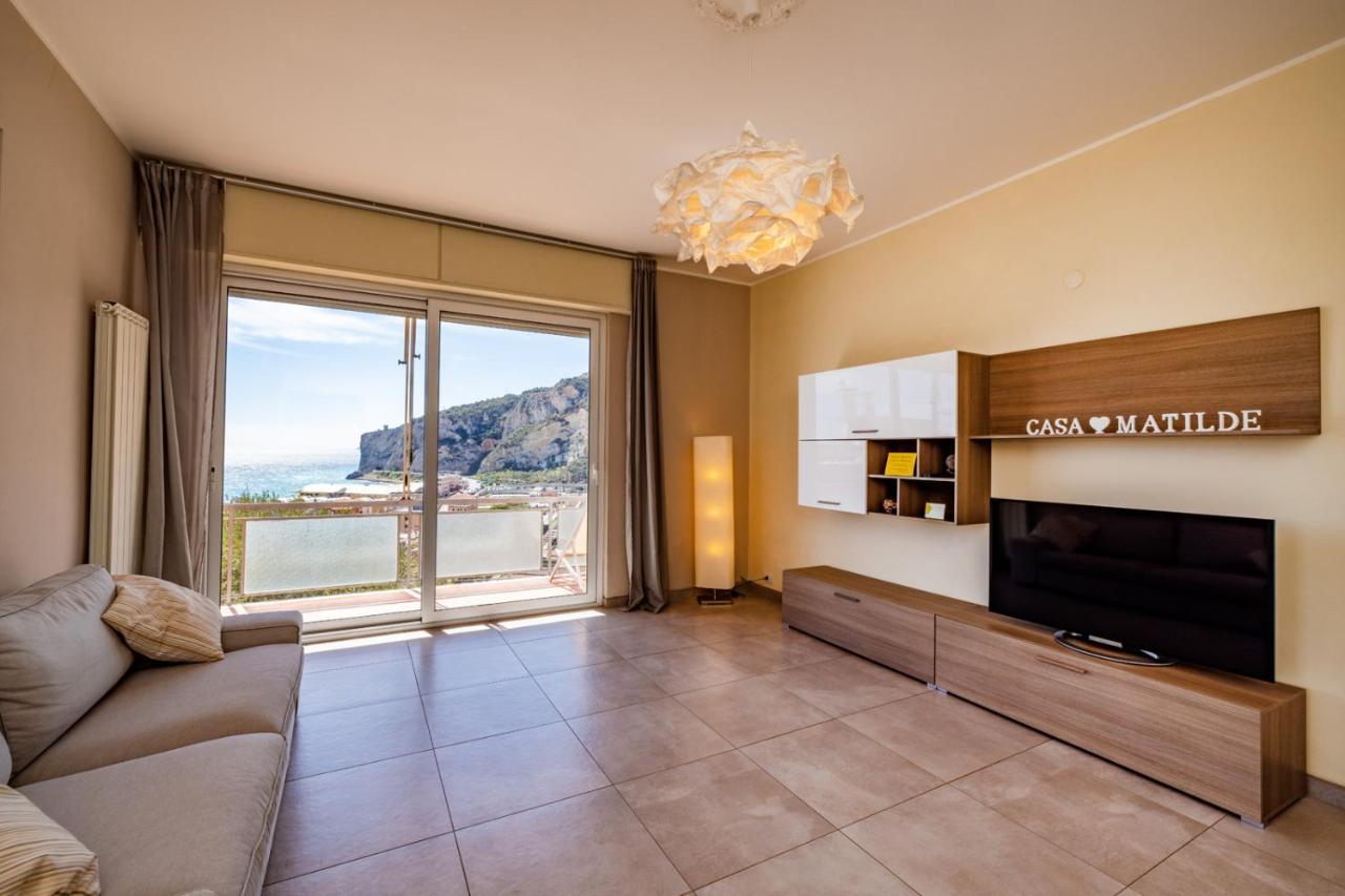 Casa Matilde - Appartamento Vista Mare - Con Posto Auto フィナーレ・リーグレ エクステリア 写真