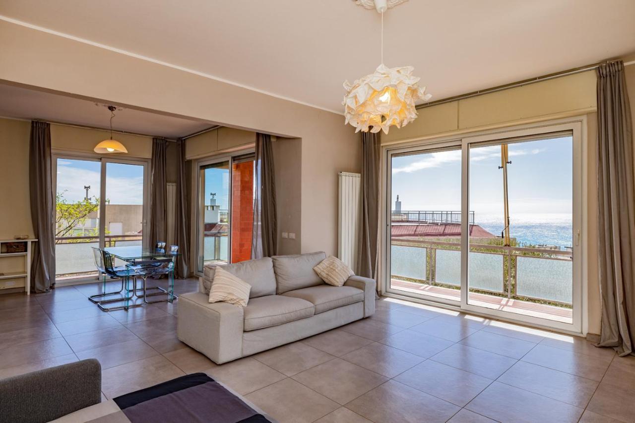 Casa Matilde - Appartamento Vista Mare - Con Posto Auto フィナーレ・リーグレ エクステリア 写真